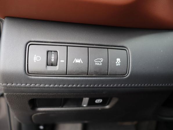 Hyundai Santa Fe IV Рестайлинг с пробегом 2021 года, цена 2 899 000 рублей, 85274 км, внедорожник, Автокод Объявления