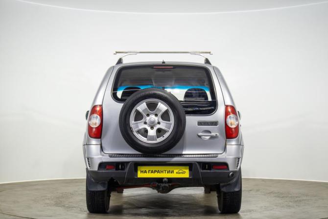 Chevrolet Niva I Рестайлинг с пробегом 2010 года, цена 529 000 рублей, 317000 км, внедорожник, Автокод Объявления