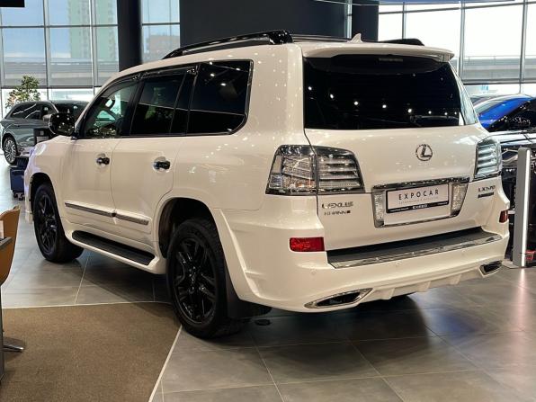 Lexus LX III Рестайлинг с пробегом 2015 года, цена 5 950 000 рублей, 220210 км, внедорожник, Автокод Объявления
