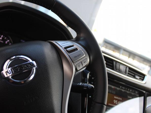 Nissan Qashqai II с пробегом 2017 года, цена 1 359 000 рублей, 131768 км, внедорожник, Автокод Объявления