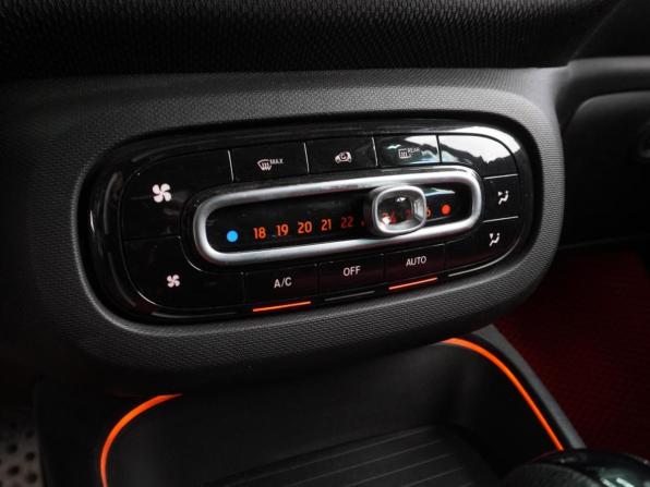 Smart Fortwo III с пробегом 2020 года, цена 2 299 000 рублей, 44908 км, хэтчбек, Автокод Объявления