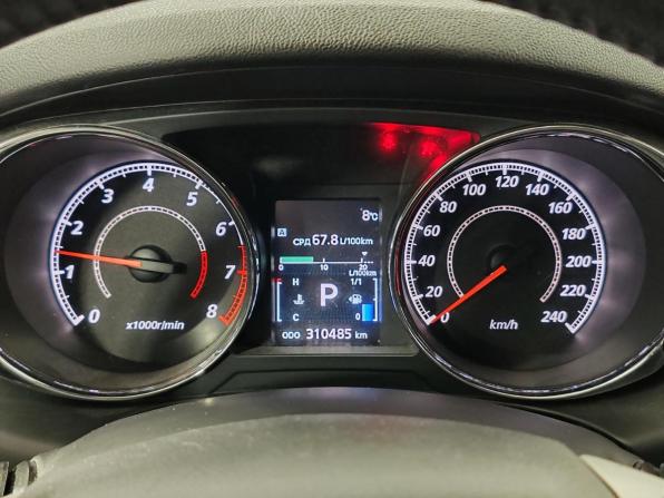 Mitsubishi ASX I Рестайлинг с пробегом 2012 года, цена 999 000 рублей, 310482 км, внедорожник, Автокод Объявления