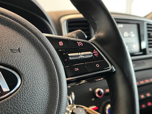 Kia Sportage IV Рестайлинг с пробегом 2018 года, цена 2 190 000 рублей, 133801 км, внедорожник, Автокод Объявления