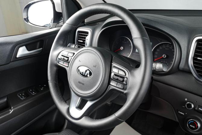 Kia Sportage IV с пробегом 2017 года, цена 1 899 000 рублей, 118087 км, внедорожник, Автокод Объявления