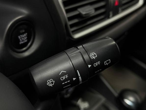 Mazda 3 III (BM) с пробегом 2014 года, цена 920 000 рублей, 272145 км, хэтчбек, Автокод Объявления