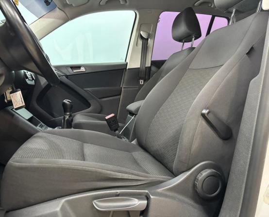Volkswagen Tiguan I Рестайлинг с пробегом 2012 года, цена 950 000 рублей, 166610 км, внедорожник, Автокод Объявления