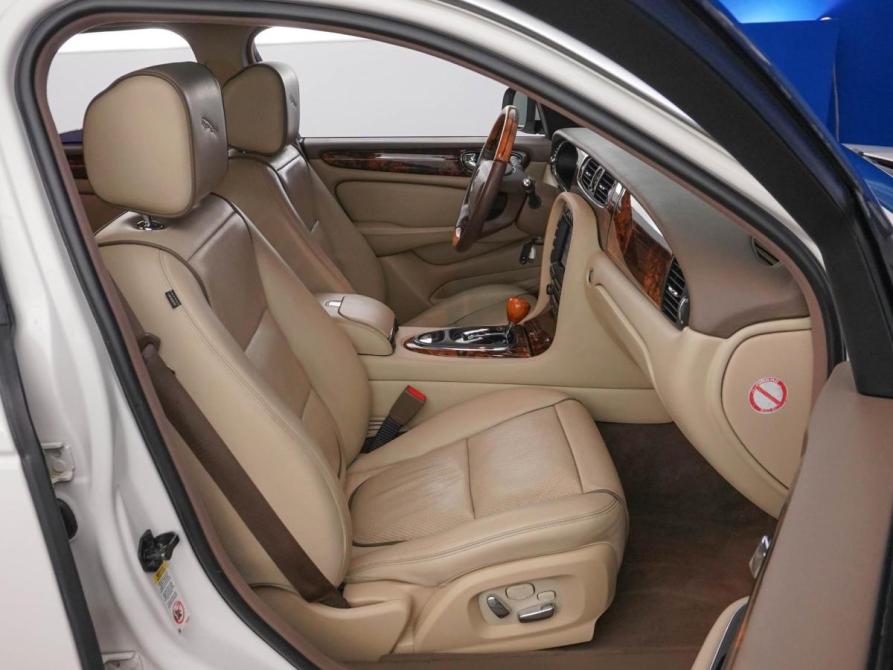 Jaguar XJ III (X350/X358) Москва  - изображение 8