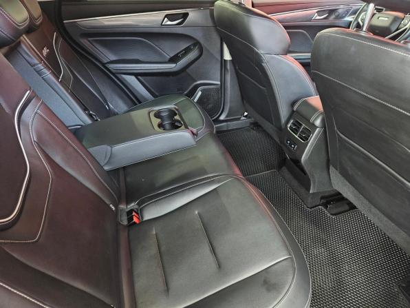 Haval Jolion I с пробегом 2022 года, цена 1 495 000 рублей, 109535 км, внедорожник, Автокод Объявления