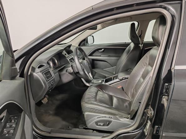 Volvo XC70 II с пробегом 2012 года, цена 1 449 000 рублей, 317621 км, универсал, Автокод Объявления
