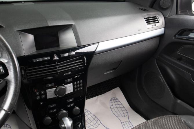 Opel Astra H Рестайлинг с пробегом 2009 года, цена 699 000 рублей, 190083 км, хэтчбек, Автокод Объявления