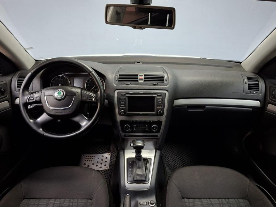 Skoda Octavia II (A5) Рестайлинг Москва  - изображение 16