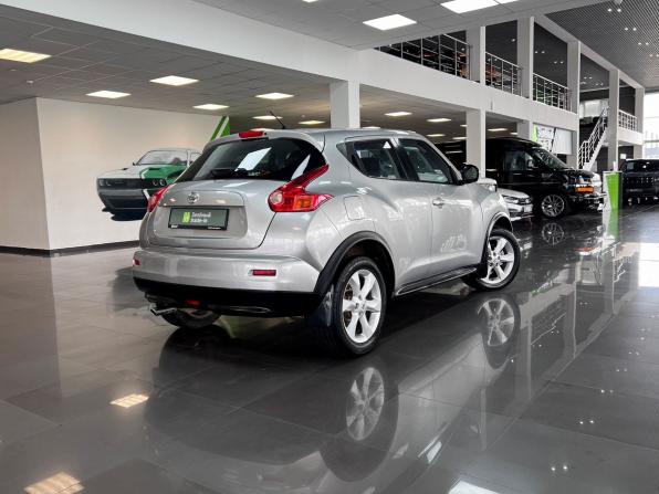 Nissan Juke I с пробегом 2012 года, цена 1 195 000 рублей, 118174 км, внедорожник, Автокод Объявления