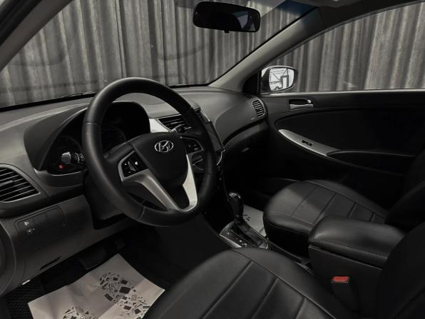 Hyundai Solaris I Рестайлинг с пробегом 2015 года, цена 945 000 рублей, 138491 км, седан, Автокод Объявления
