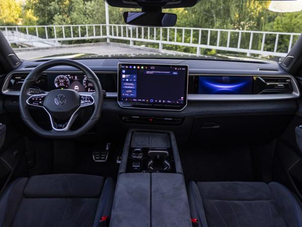 Volkswagen Teramont II (China Market) с пробегом 2025 года, цена 5 549 000 рублей, 13300 км, внедорожник, Автокод Объявления