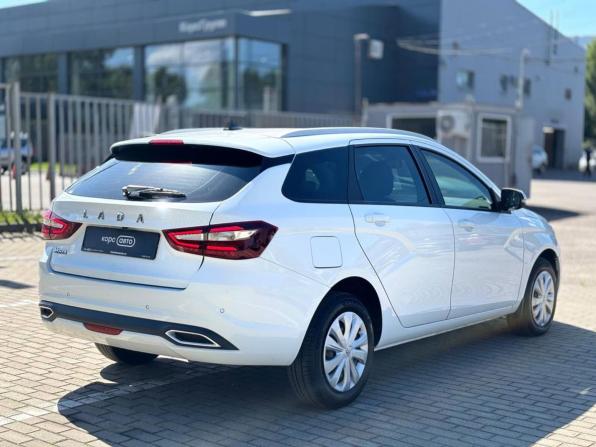 Lada (ВАЗ) Vesta I Рестайлинг (NG) с пробегом 2024 года, цена 1 404 700 рублей, 46604 км, универсал, Автокод Объявления
