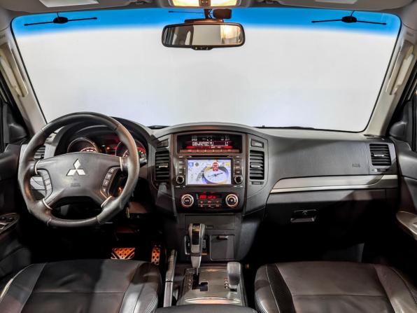 Mitsubishi Pajero IV Рестайлинг 1 с пробегом 2011 года, цена 1 950 000 рублей, 170599 км, внедорожник, Автокод Объявления