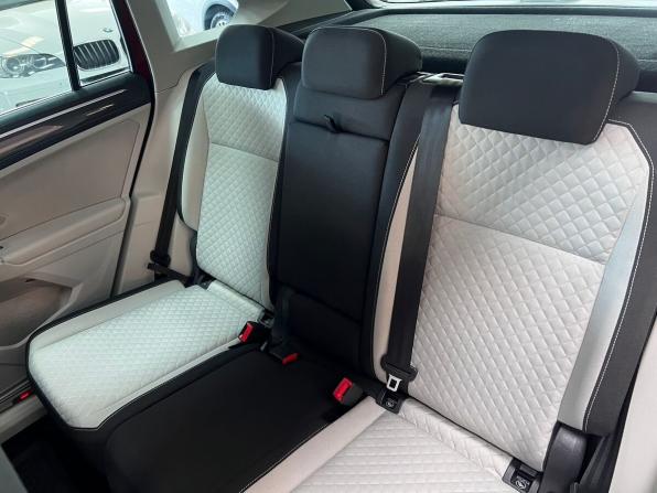 Volkswagen Tiguan II с пробегом 2017 года, цена 2 345 000 рублей, 171260 км, внедорожник, Автокод Объявления