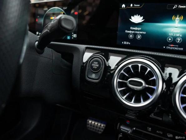 Mercedes-Benz CLA II (C118 X118) с пробегом 2019 года, цена 2 990 000 рублей, 73352 км, седан, Автокод Объявления