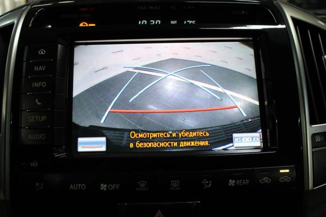 Toyota Land Cruiser 200 Series Рестайлинг 1 с пробегом 2015 года, цена 3 800 000 рублей, 172990 км, внедорожник, Автокод Объявления