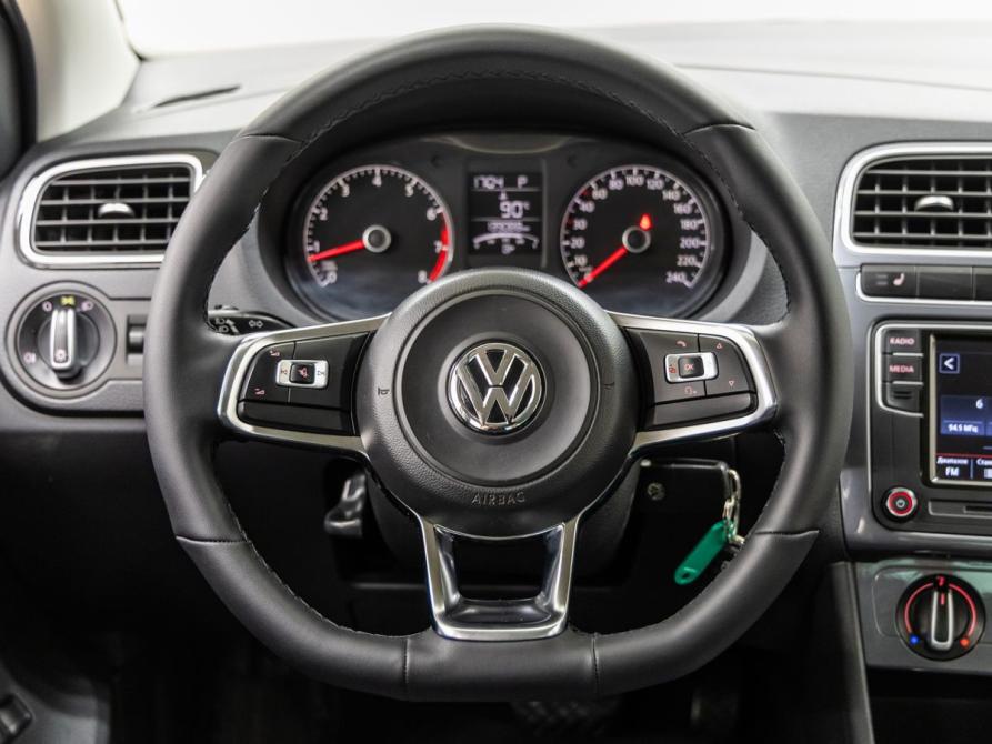 Volkswagen Polo V Рестайлинг Волгоград  - изображение 16