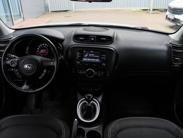 Kia Soul II Рестайлинг с пробегом 2018 года, цена 1 400 000 рублей, 89000 км, хэтчбек, Автокод Объявления