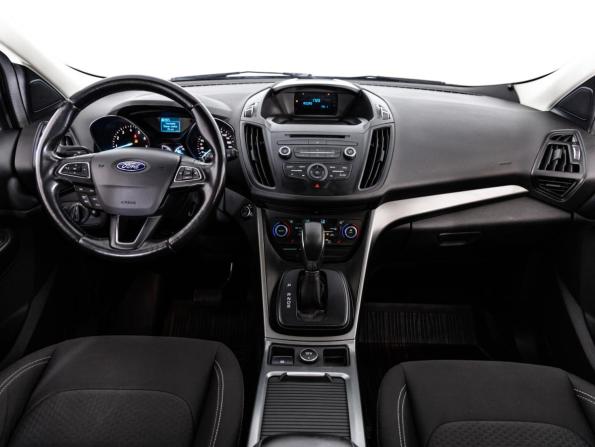 Ford Kuga II Рестайлинг с пробегом 2017 года, цена 1 349 000 рублей, 211898 км, внедорожник, Автокод Объявления