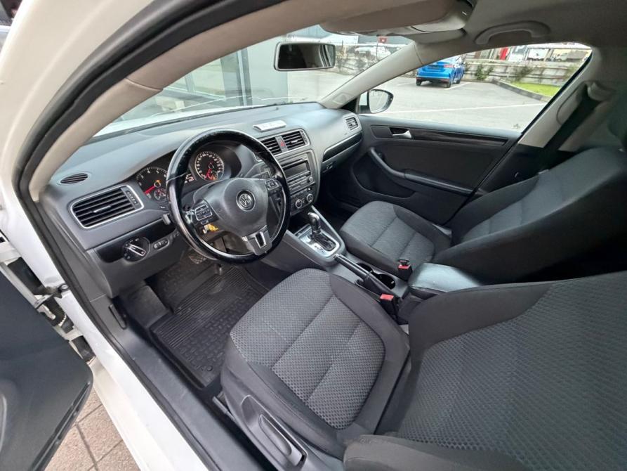Volkswagen Jetta VI Владикавказ  - изображение 10