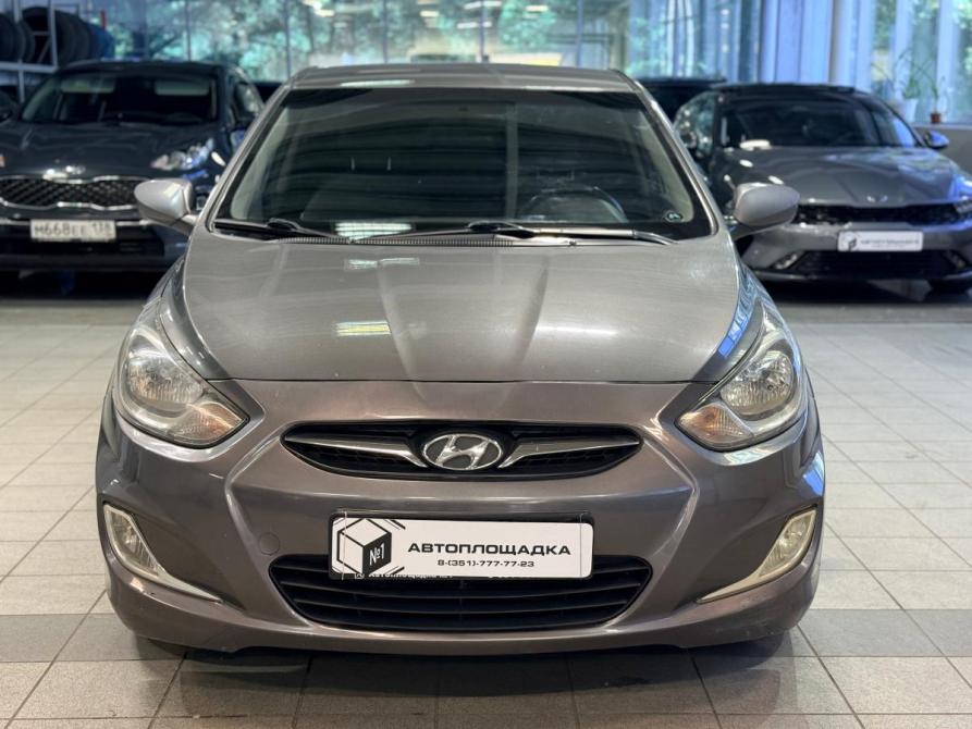 Hyundai Solaris I Челябинск  - изображение 2