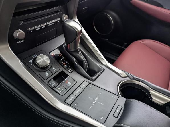 Lexus NX I Рестайлинг с пробегом 2020 года, цена 4 350 000 рублей, 7872 км, внедорожник, Автокод Объявления