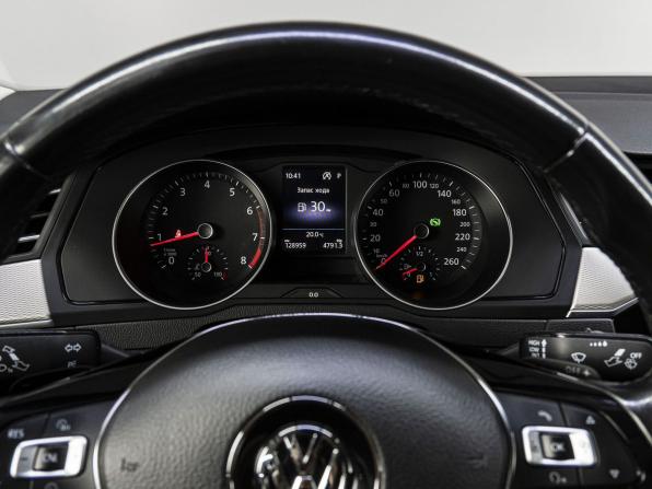 Volkswagen Passat B8 с пробегом 2017 года, цена 2 055 000 рублей, 128957 км, седан, Автокод Объявления
