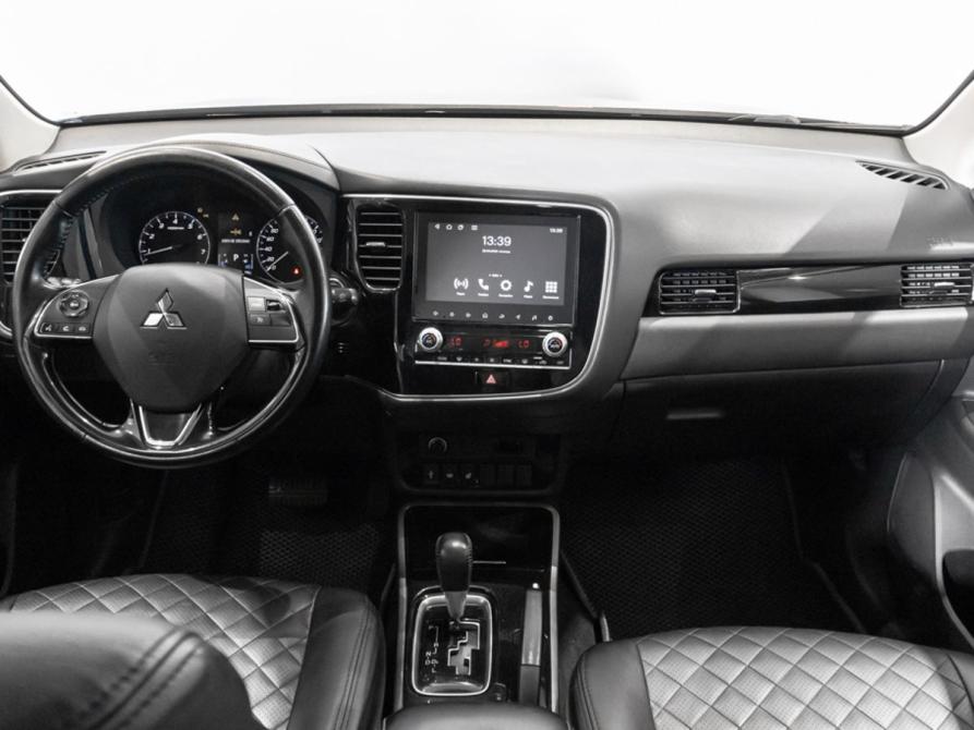 Mitsubishi Outlander III Рестайлинг 3 Казань  - изображение 6