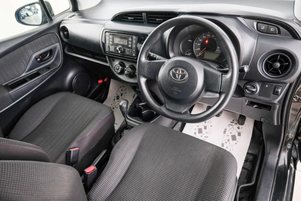 Toyota Vitz III (XP130) Рестайлинг 2 Красноярск  - изображение 9