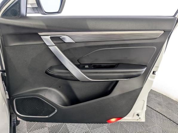 Geely Atlas Pro с пробегом 2023 года, цена 2 170 000 рублей, 33527 км, внедорожник, Автокод Объявления