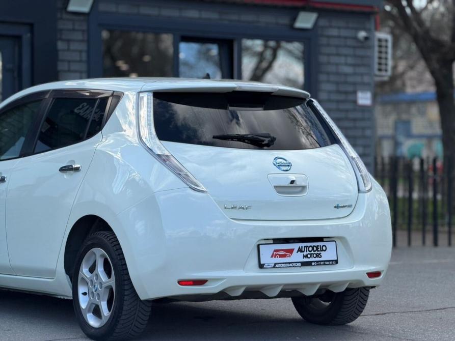 Nissan Leaf I (ZE0/AZE0) Астрахань  - изображение 9