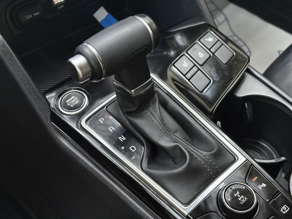 Kia Sportage V с пробегом 2024 года, цена 3 590 000 рублей, 27450 км, внедорожник, Автокод Объявления
