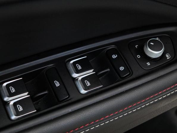 Geely Tugella I с пробегом 2022 года, цена 2 270 000 рублей, 140000 км, внедорожник, Автокод Объявления