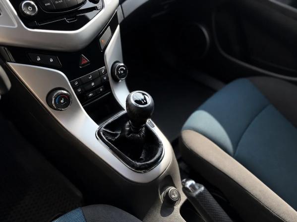 Chevrolet Cruze I с пробегом 2012 года, цена 649 000 рублей, 279222 км, хэтчбек, Автокод Объявления