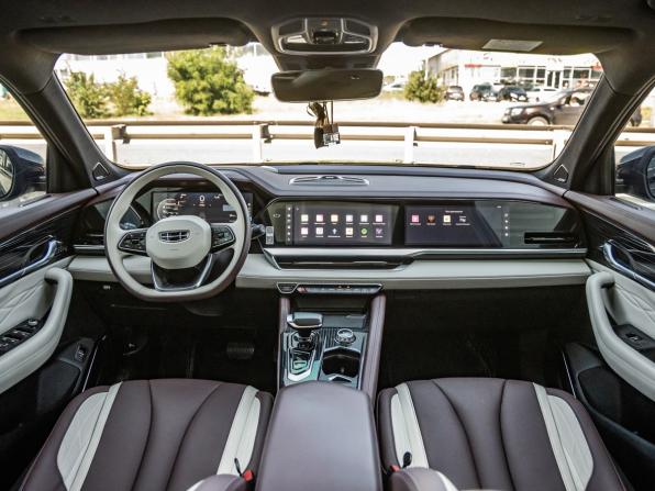Geely Monjaro I с пробегом 2023 года, цена 3 118 000 рублей, 45000 км, внедорожник, Автокод Объявления
