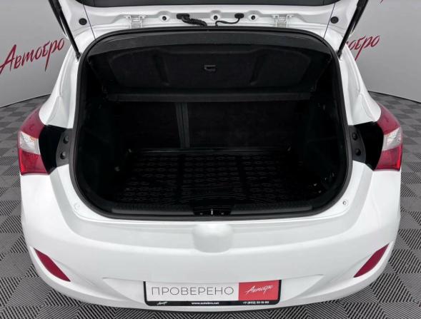 Hyundai i30 II Рестайлинг с пробегом 2016 года, цена 949 000 рублей, 221611 км, хэтчбек, Автокод Объявления