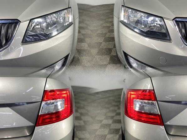 Skoda Octavia III (A7) с пробегом 2016 года, цена 1 195 000 рублей, 251522 км, лифтбек, Автокод Объявления