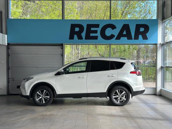 Toyota RAV4 IV (XA40) Рестайлинг с пробегом 2017 года, цена 2 230 000 рублей, 203200 км, внедорожник, Автокод Объявления