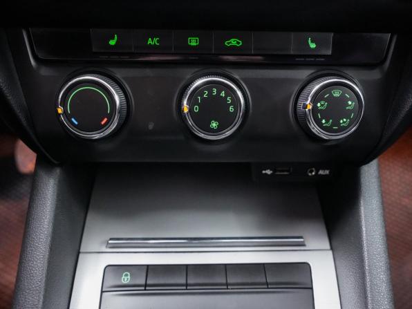 Skoda Octavia III (A7) с пробегом 2014 года, цена 997 000 рублей, 236000 км, лифтбек, Автокод Объявления