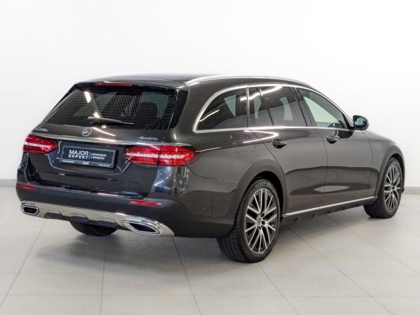 Mercedes-Benz E-Класс V (W213 S213 C238) Рестайлинг с пробегом 2021 года, цена 4 800 000 рублей, 67168 км, универсал, Автокод Объявления