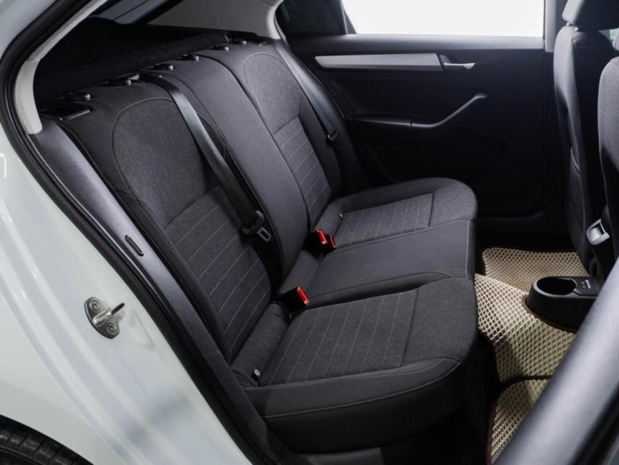 Skoda Rapid II Тюмень  - изображение 9