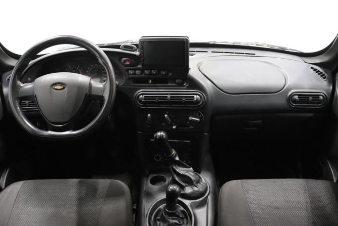Chevrolet Niva I Рестайлинг с пробегом 2012 года, цена 397 000 рублей, 115536 км, внедорожник, Автокод Объявления