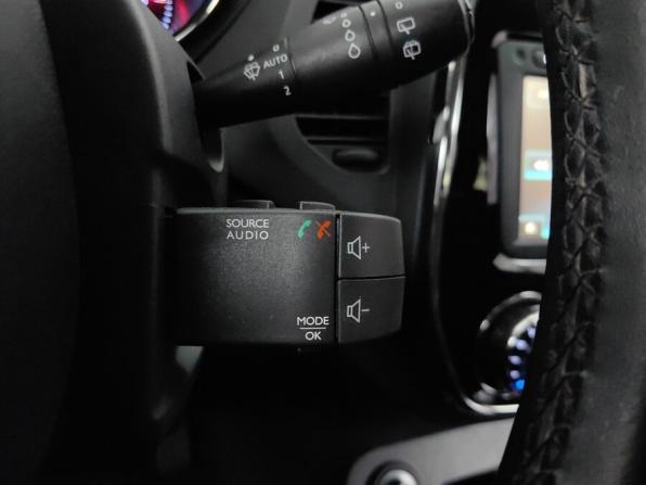 Renault Kaptur I с пробегом 2017 года, цена 1 475 000 рублей, 114844 км, внедорожник, Автокод Объявления