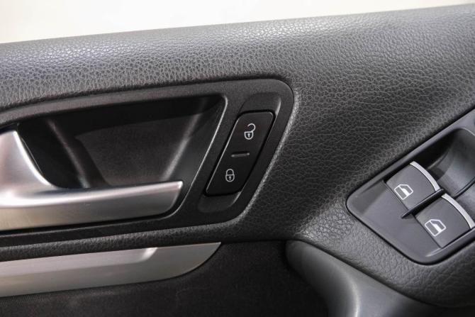 Volkswagen Tiguan I Рестайлинг с пробегом 2013 года, цена 1 979 000 рублей, 122046 км, внедорожник, Автокод Объявления