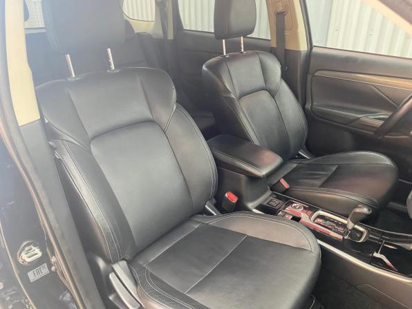 Mitsubishi Outlander III Рестайлинг 3 с пробегом 2019 года, цена 2 660 000 рублей, 68068 км, внедорожник, Автокод Объявления
