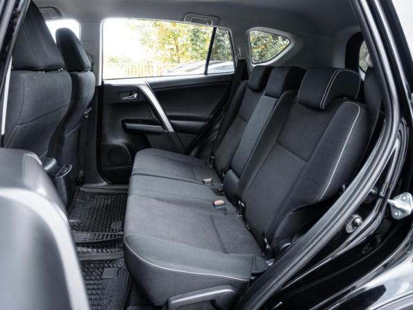 Toyota RAV4 IV (XA40) Рестайлинг с пробегом 2016 года, цена 2 310 000 рублей, 121928 км, внедорожник, Автокод Объявления