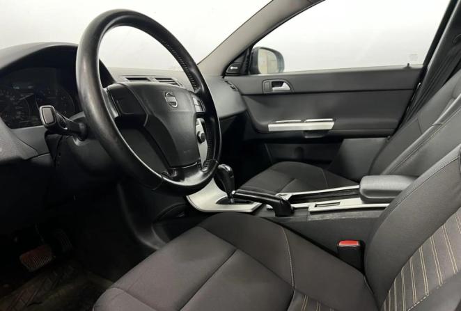Volvo V50 I Рестайлинг с пробегом 2010 года, цена 820 000 рублей, 265060 км, универсал, Автокод Объявления